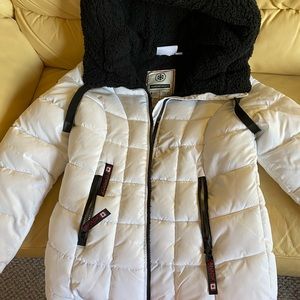 Beautiful white Canada Weather Gear white jacket